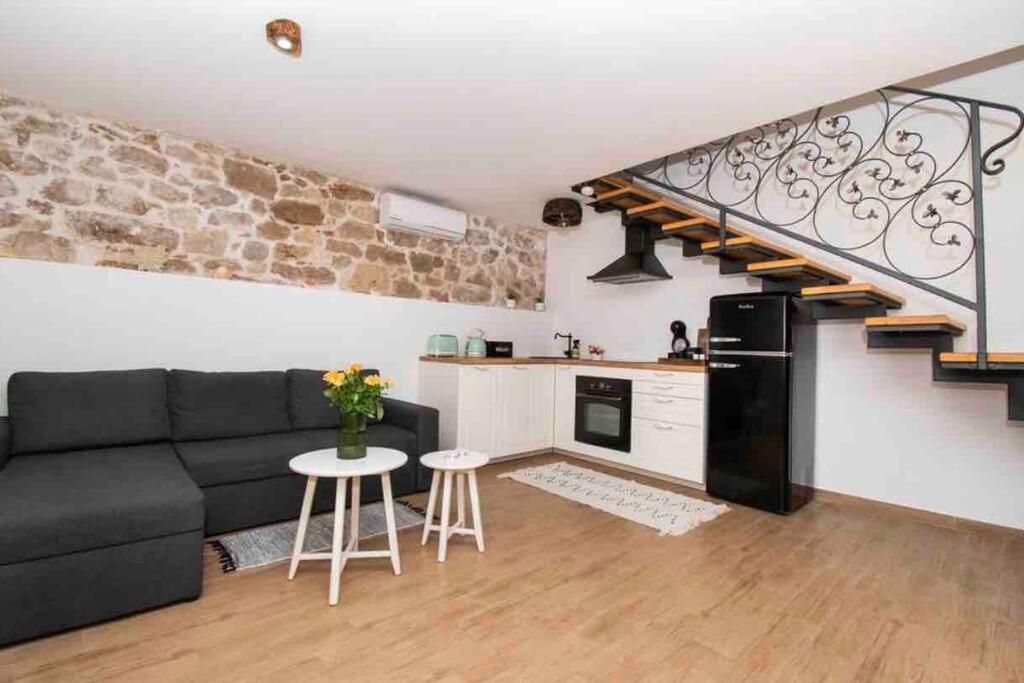 Luxury Stone House Amfora Apartment Razanj Exterior photo