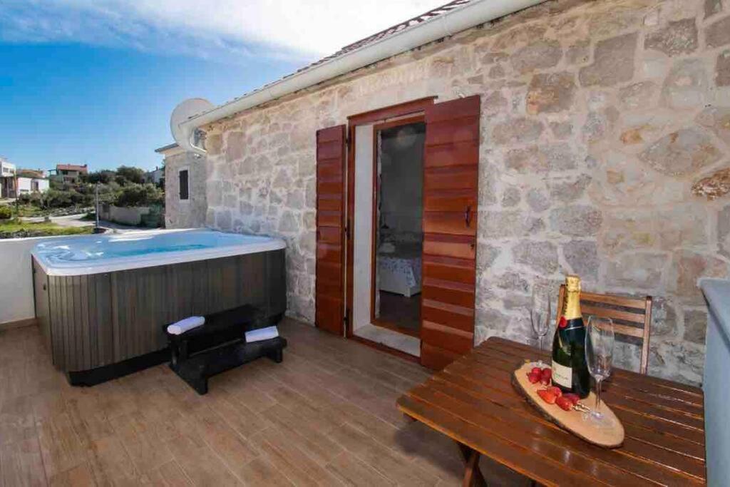 Luxury Stone House Amfora Apartment Razanj Exterior photo