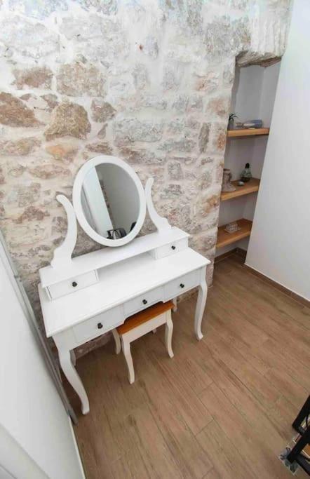 Luxury Stone House Amfora Apartment Razanj Exterior photo