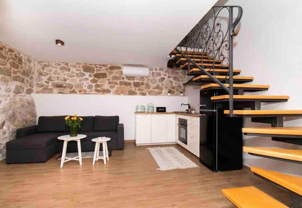 Luxury Stone House Amfora Apartment Razanj Exterior photo
